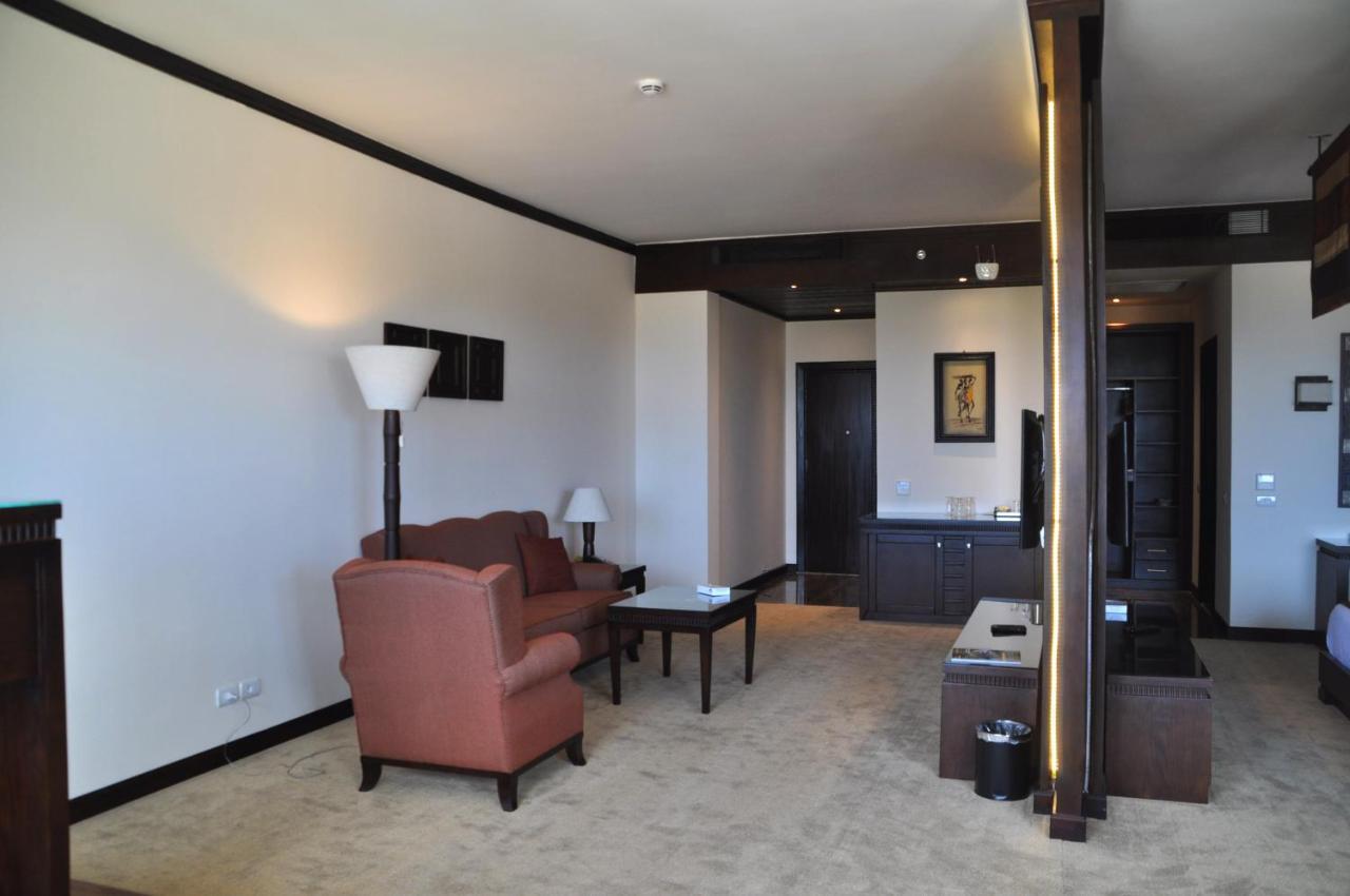Africana Hotel & Spa Qaryat Shakush Eksteriør bilde